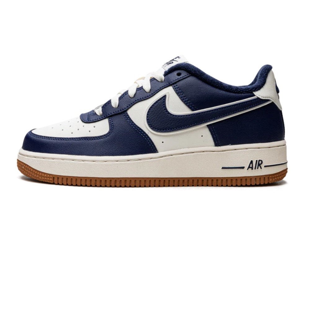 Nike Air Force 1 - Navy & White